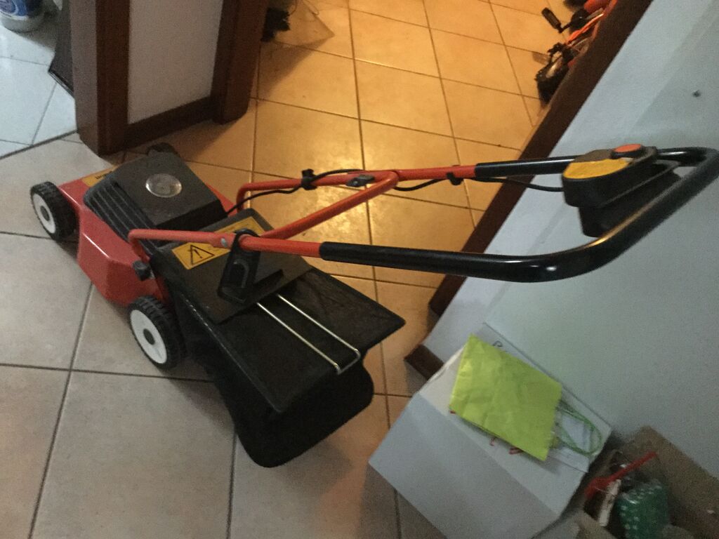 5197990 Vendo RASAERBA elettrico nuovo